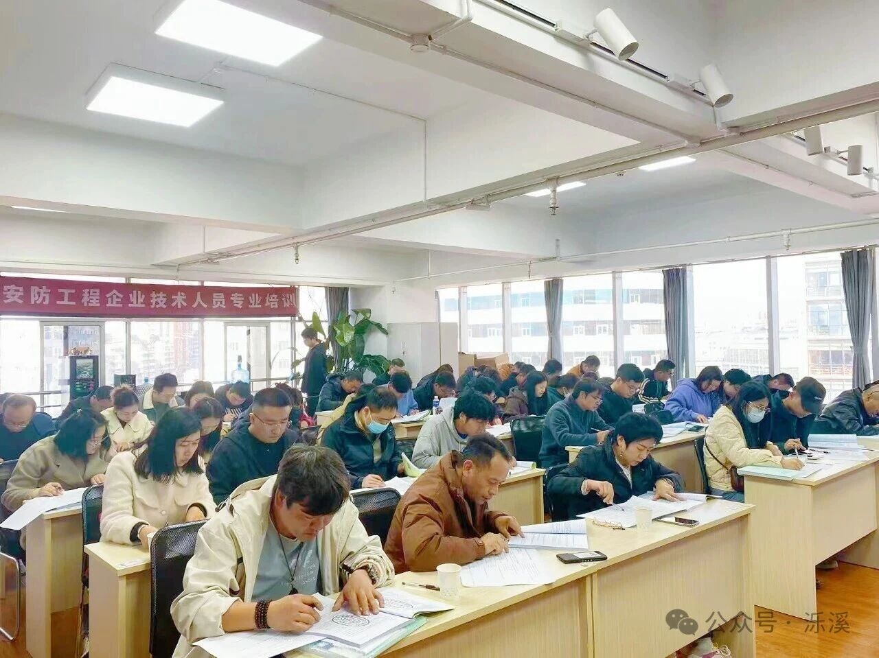 862d01be301a41898055fc82e305d3b2.jpg 862d01be301a41898055fc82e305d3b2.jpg